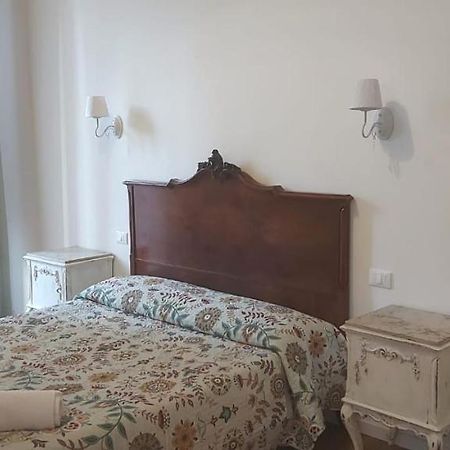 Casa Fileti Bed and Breakfast Palermo Buitenkant foto